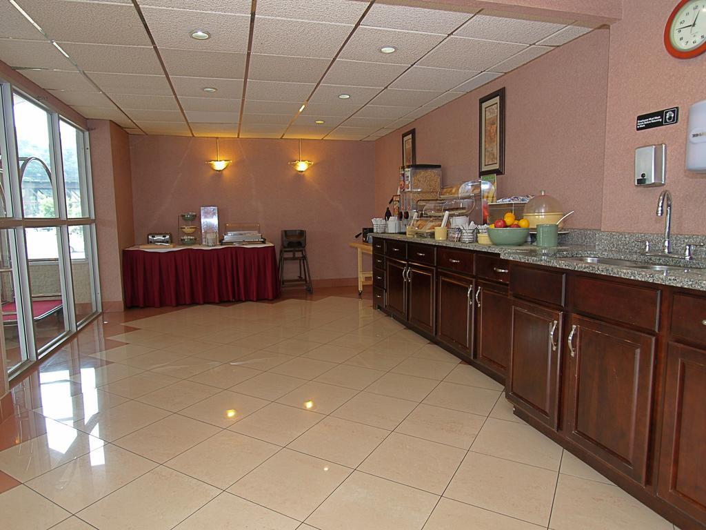 Days Inn Easton Bagian luar foto